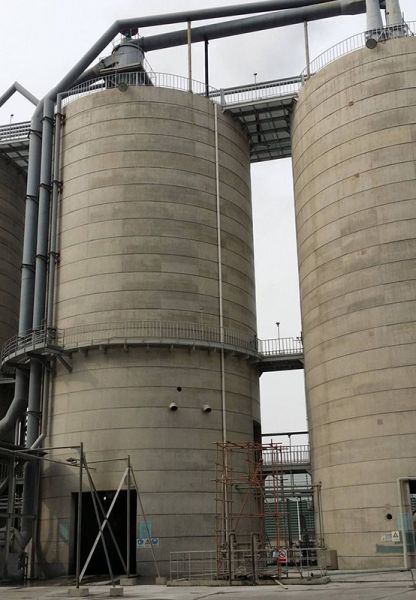 水泥庫清庫，清理鋼板倉